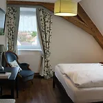 Goldener Adler - & 3* Oberried (Breisgau)