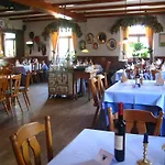 Goldener Adler - & Hotel Oberried (Breisgau)