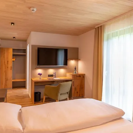 Hotel Goldener Adler Oberried - & 3*