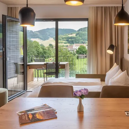 Goldener Adler - & Otel 3*