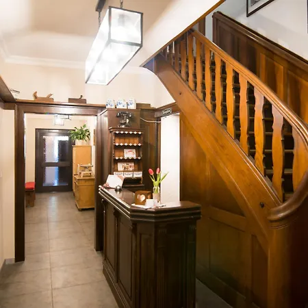 Hotel Goldener Adler - &