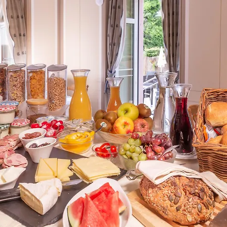 Hotel Goldener Adler - Hotel&appartements Oberried (Breisgau)
