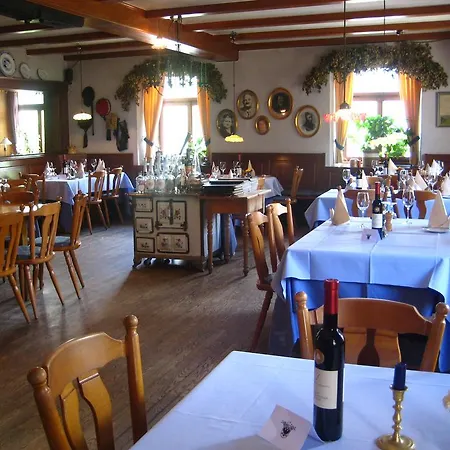 Goldener Adler - & Otel Oberried (Breisgau)