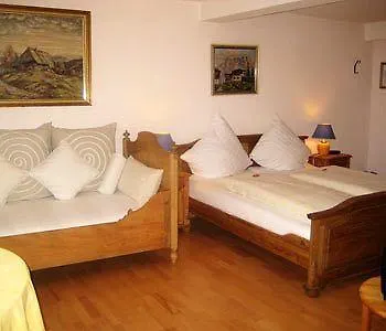 Goldener Adler - & Hotel Oberried (Breisgau)