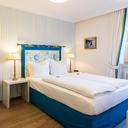 Hotel Goldener Adler - &