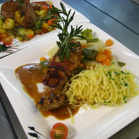Szálloda Goldener Adler - & Oberried