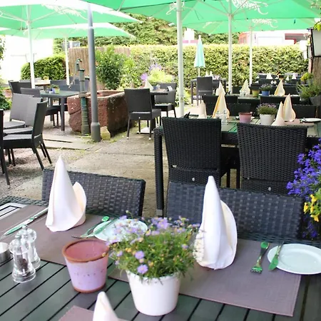 Goldener Adler - & Hotel 3*