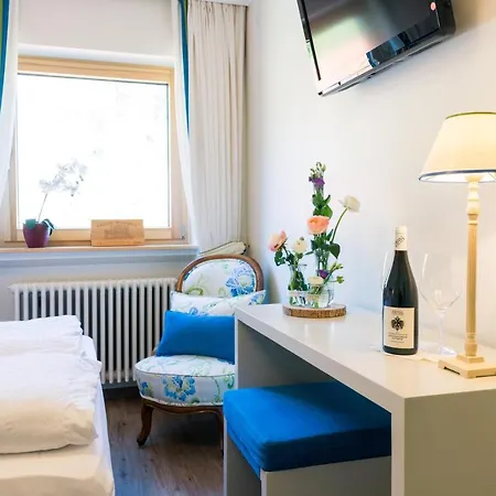 Hotel Goldener Adler - & Oberried (Breisgau)