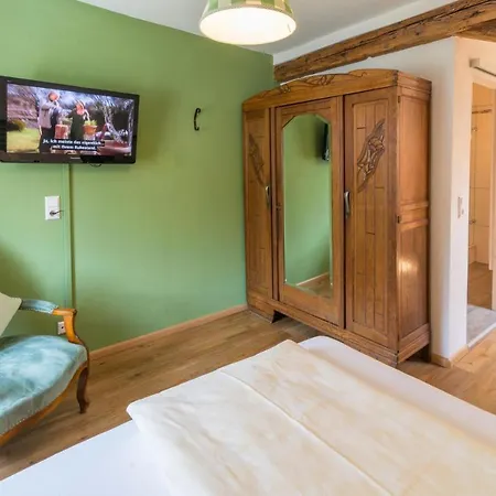 Goldener Adler - & Hotel