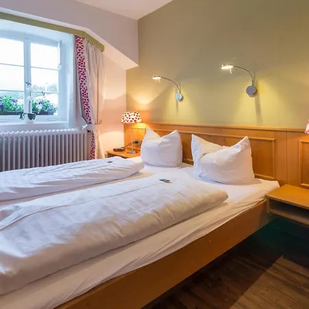 Goldener Adler - & Hotel