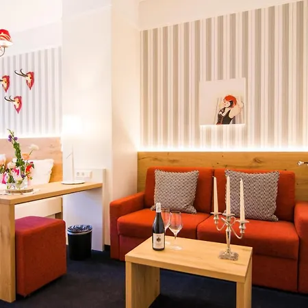 Goldener Adler - & 3* Oberried (Breisgau)
